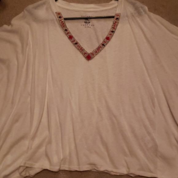 Calypso Top with beaded vneck - Picture 4 of 6